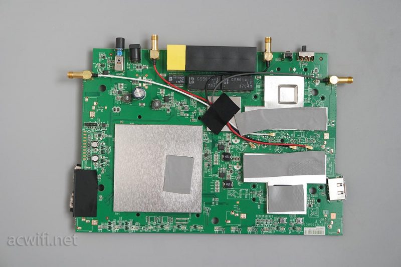 网件R7800拆机，是802.11ac的代表作
