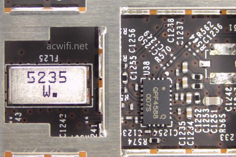 TP三频Wi-Fi 6路由器XTR5460拆机