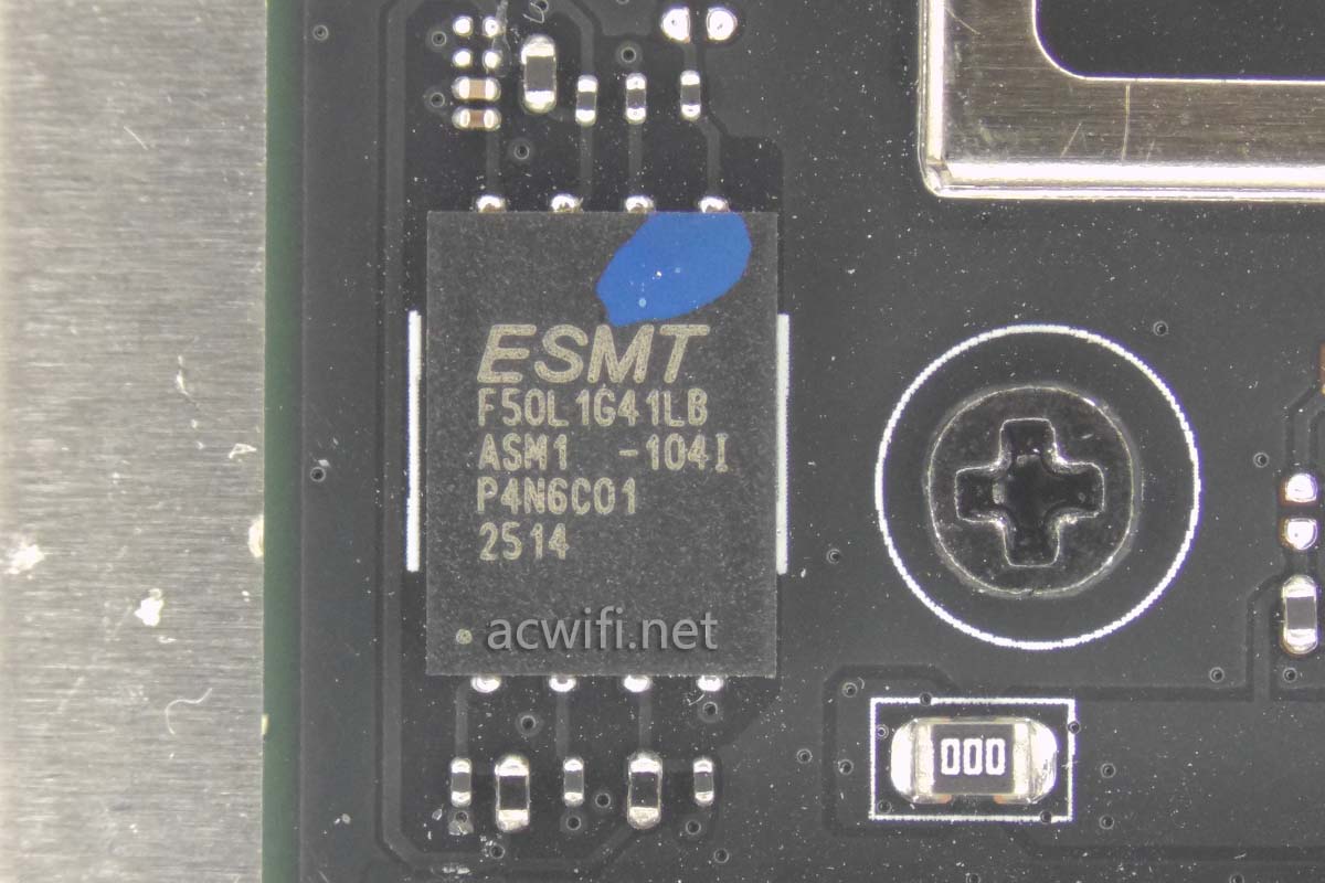 Chip Flash ESMT 128MB