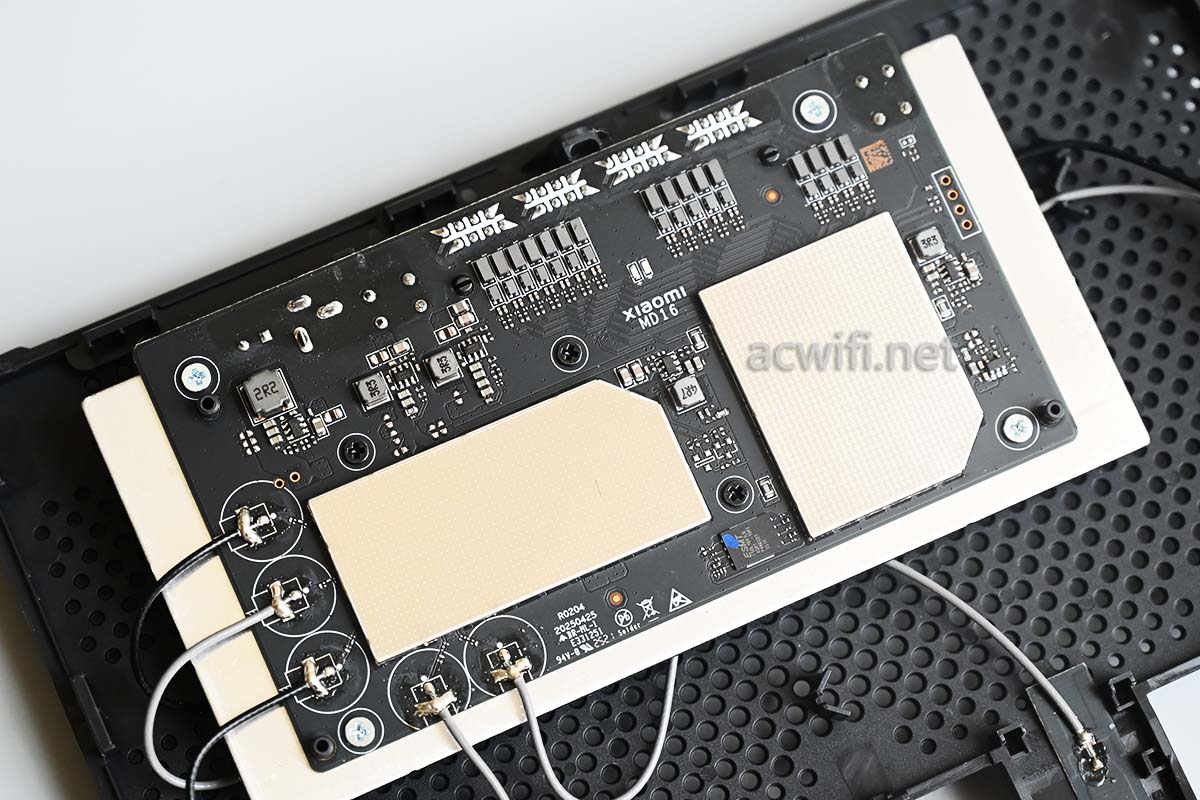 Cụm ăng ten 5G