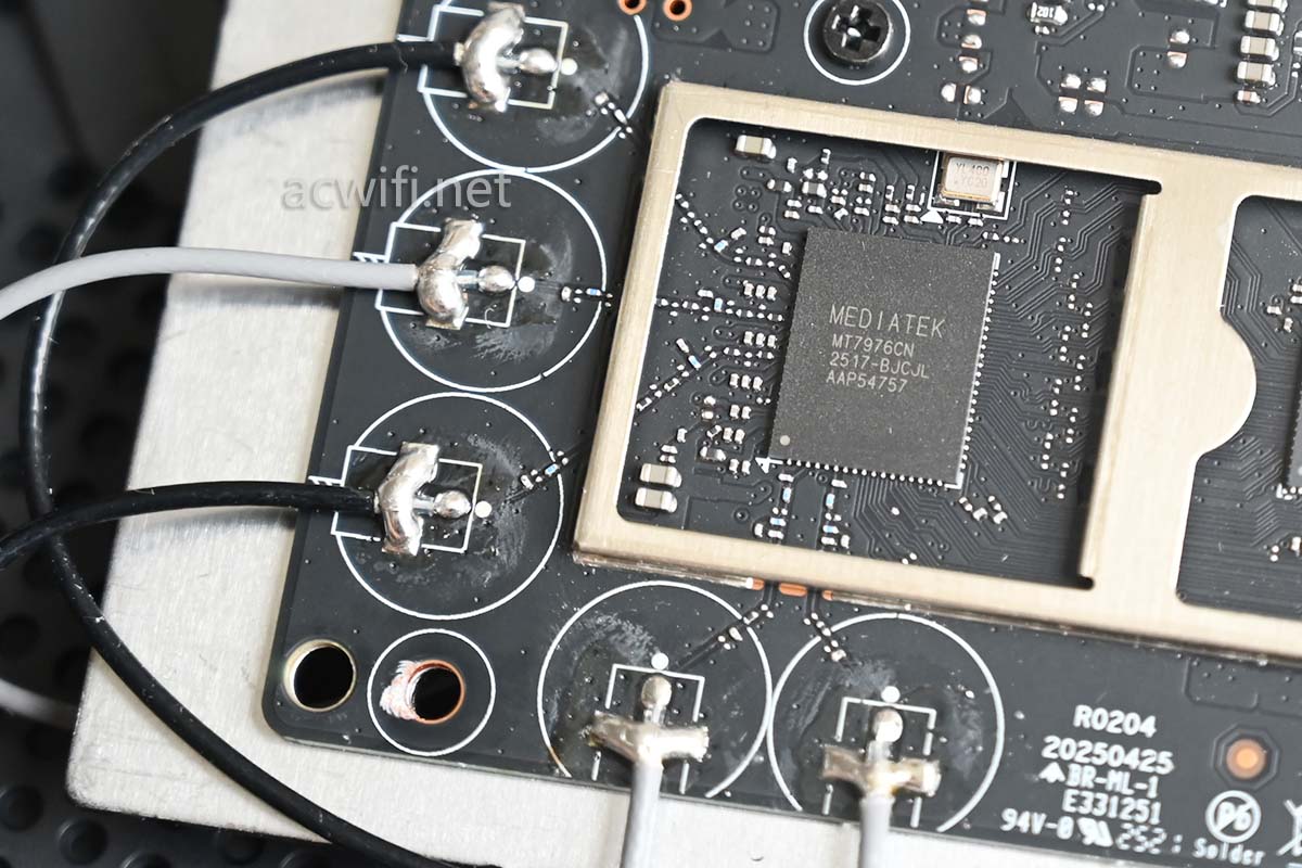 Chip RF MT7976CN
